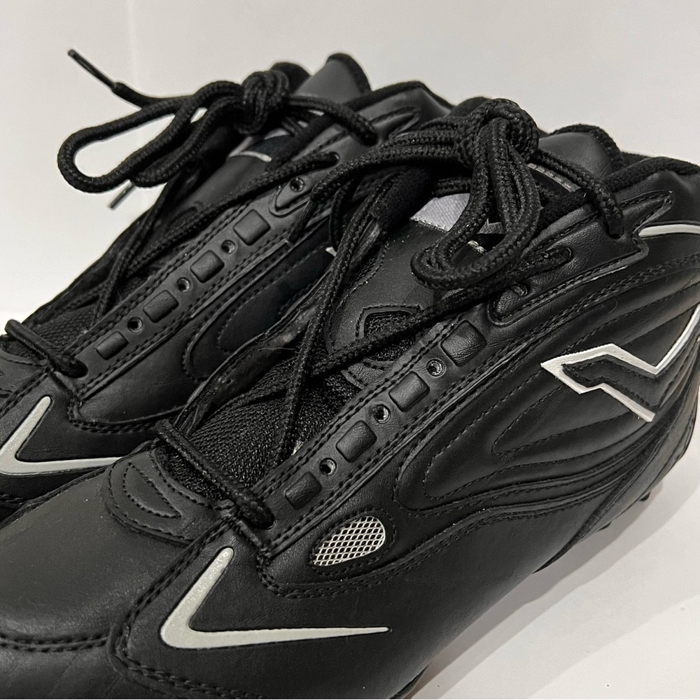 Women's Baseball Shoes VKM with built-in cleats size 8